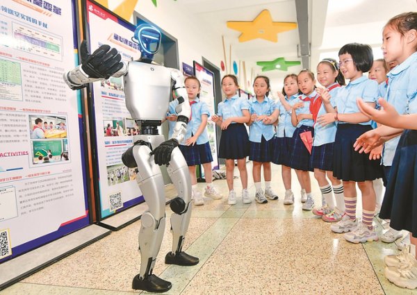 信富网 人形机器人，撬动经济增长的“智能支点”