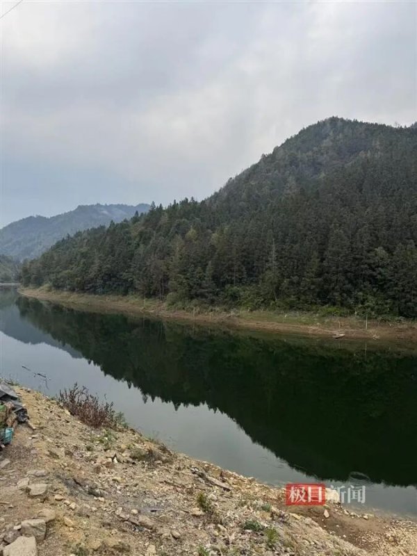 宏牛操盘 贵州省对从江县“12·2”沉船事故严肃追责问责